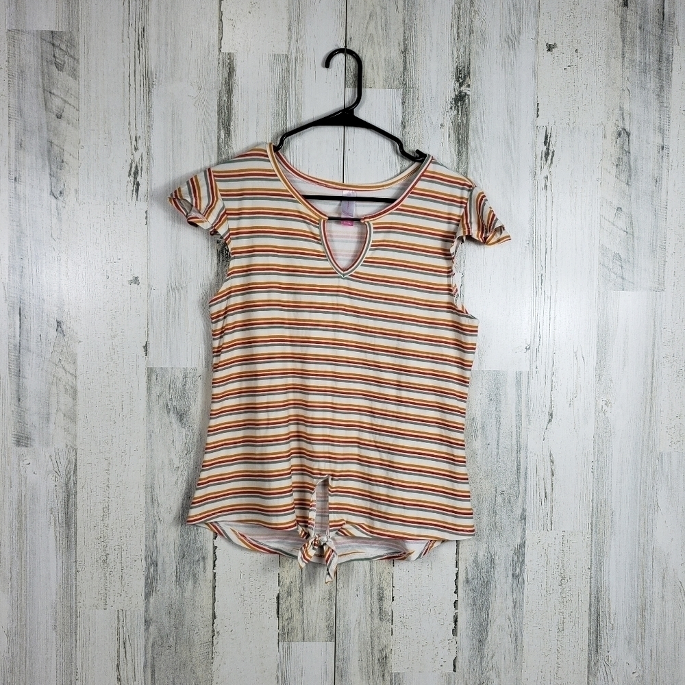 no boundaries Cute striped front tie summer top size large